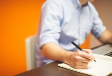 13º Salário 2025: Empresas têm até 30 de Novembro para pagar 1ª parcela; veja regras